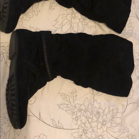 Black tall boots - Picture 1 of 4